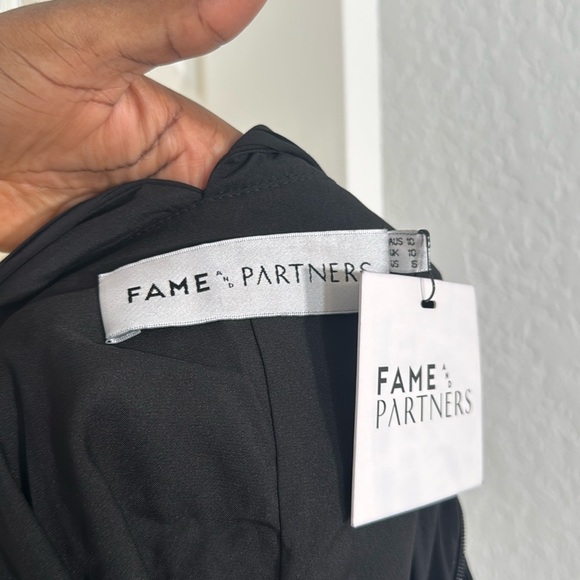 NEW Fame & Partners Plunge Neck Formal Maxi Dress - Picture 5 of 6